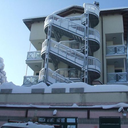 Hotel Kristall Loiano Extérieur photo