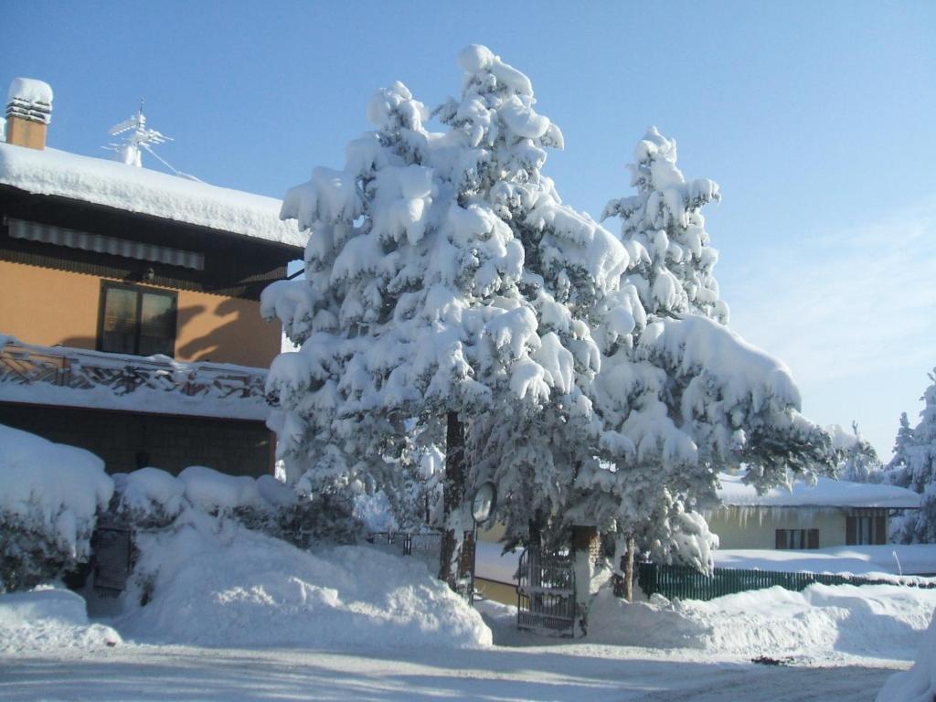 Hotel Kristall Loiano Extérieur photo