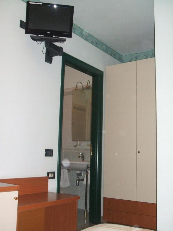 Hotel Kristall Loiano Chambre photo