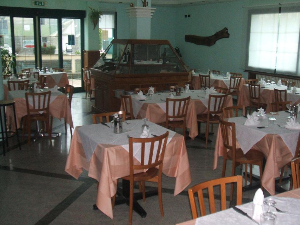 Hotel Kristall Loiano Extérieur photo